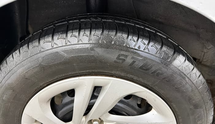 2020 Hyundai AURA S 1.2 CNG, CNG, Manual, 69,240 km, Right Rear Tyre Tread