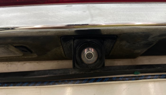 2019 MG HECTOR SHARP 1.5 DCT PETROL, Petrol, Automatic, 1,04,398 km, Parking Camera