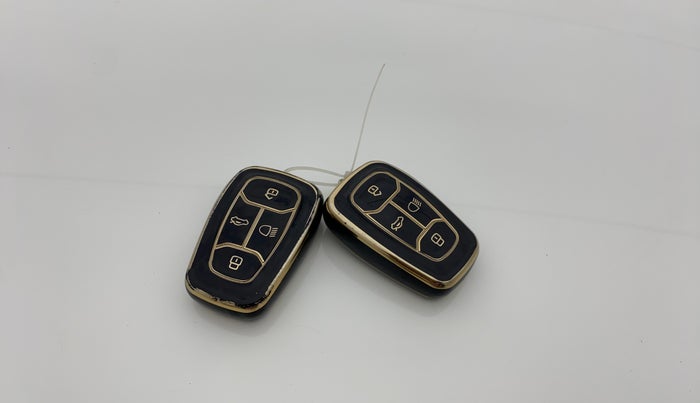 2021 Tata Harrier XT PLUS 2.0L KRYOTEC, Diesel, Manual, 85,888 km, Key Close Up