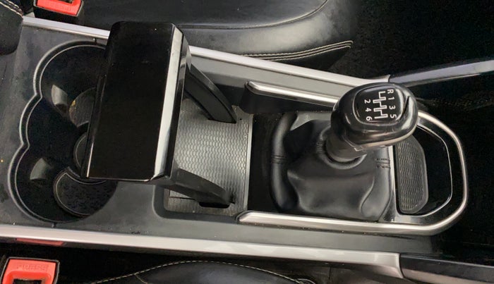 2021 Tata Harrier XT PLUS 2.0L KRYOTEC, Diesel, Manual, 85,888 km, Gear Lever