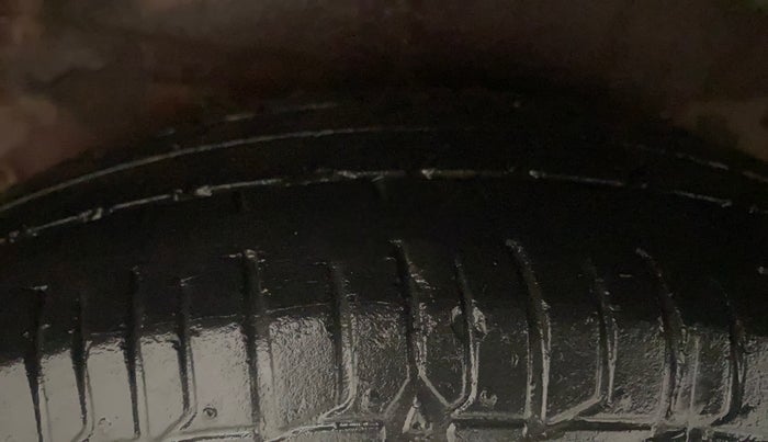 2016 Hyundai i10 MAGNA 1.1, Petrol, Manual, 53,631 km, Right Rear Tyre Tread