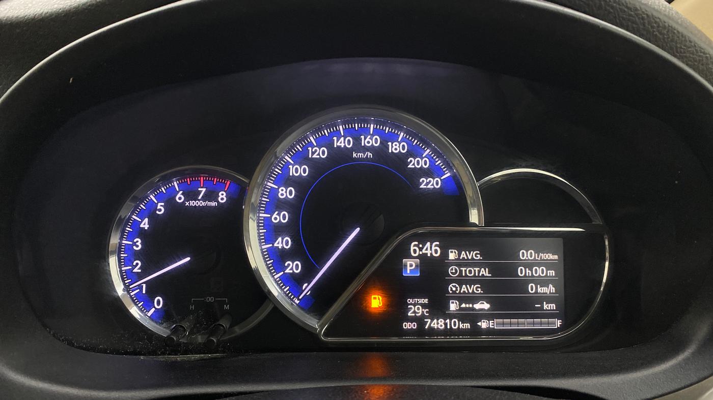 2019 Toyota YARIS V CVT, Petrol, Automatic, 74,810 km, Odometer Image