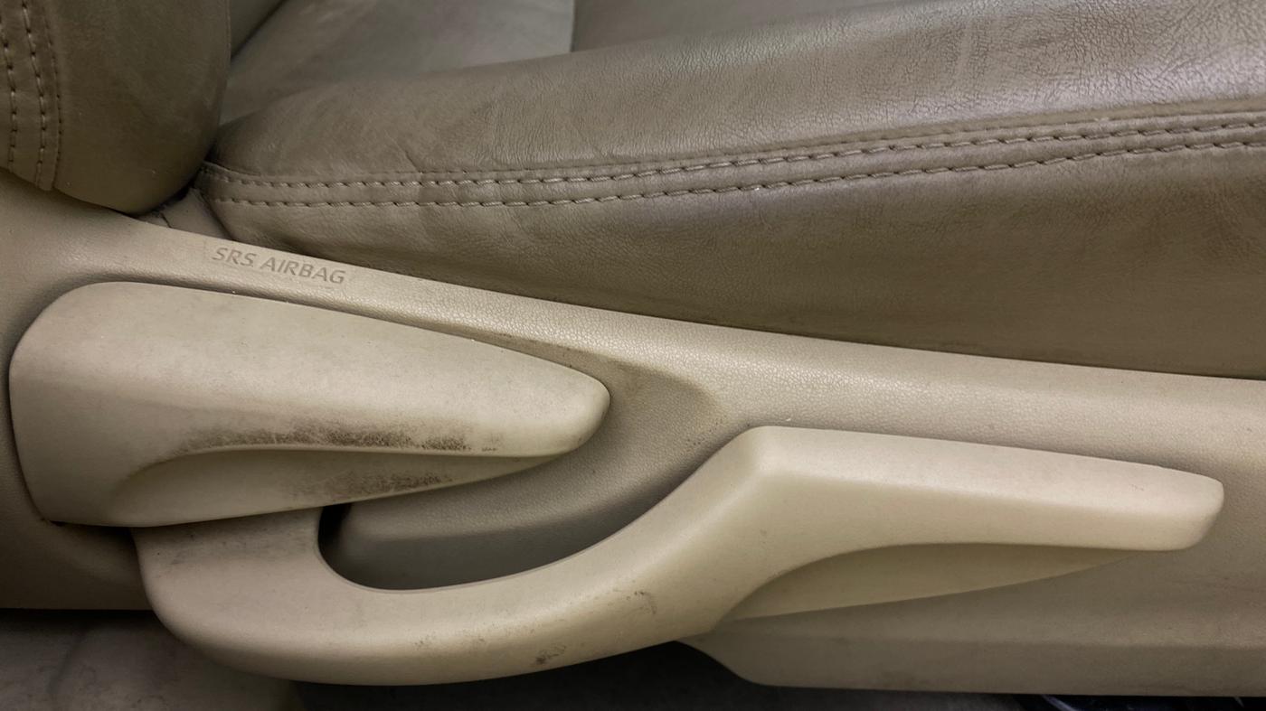 2019 Toyota YARIS V CVT, Petrol, Automatic, 74,810 km, Driver Side Adjustment Panel