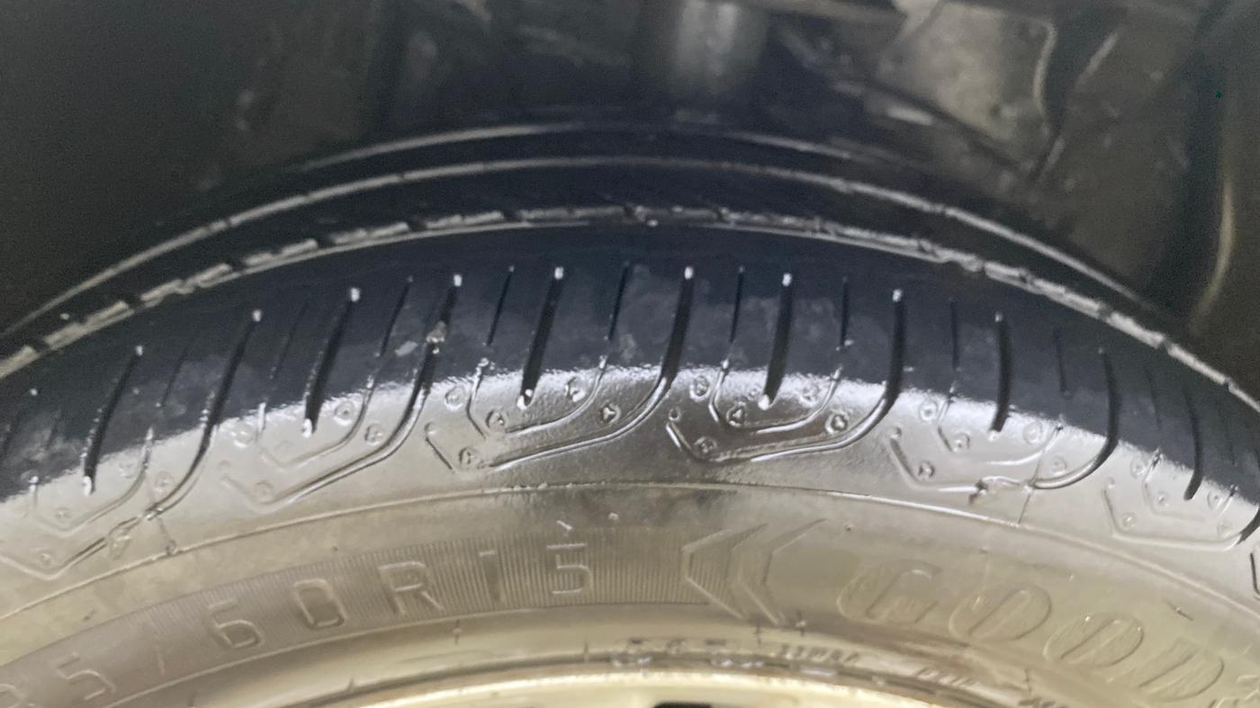 2019 Toyota YARIS V CVT, Petrol, Automatic, 74,810 km, Right Front Tyre Tread
