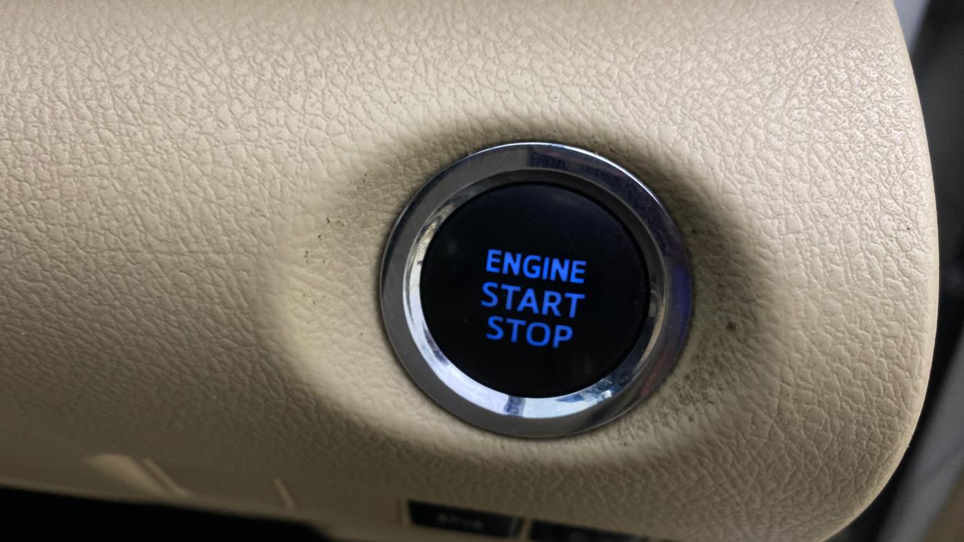 2019 Toyota YARIS V CVT, Petrol, Automatic, 74,810 km, Keyless Start/ Stop Button