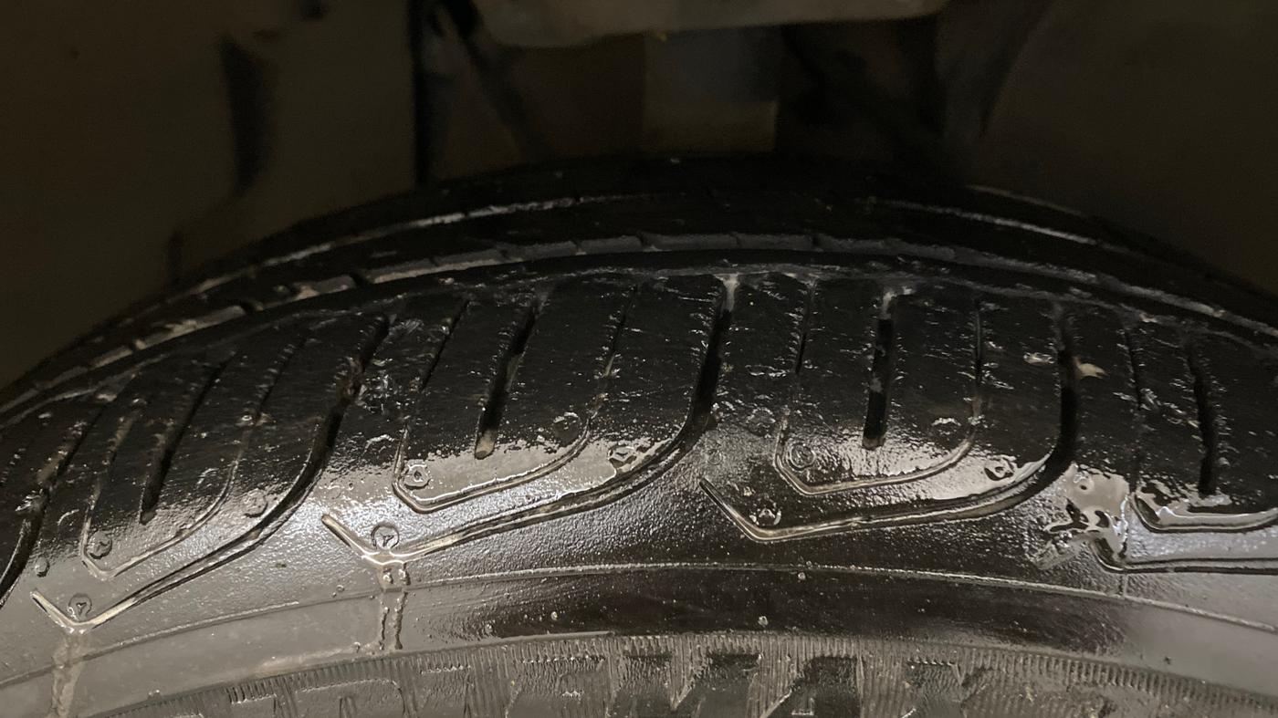 2022 Tata ALTROZ XZA PLUS, Petrol, Automatic, 20,451 km, Right Front Tyre Tread