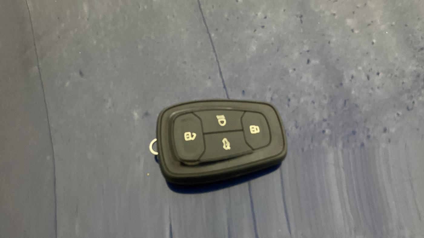 2022 Tata ALTROZ XZA PLUS, Petrol, Automatic, 20,451 km, Key Close Up