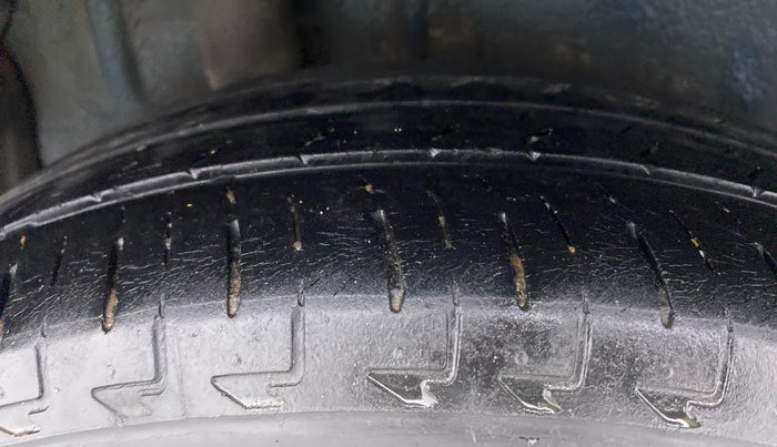 2018 Maruti IGNIS DELTA 1.2, Petrol, Manual, 54,907 km, Right Rear Tyre Tread