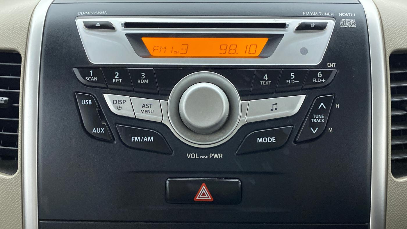 2016 Maruti Wagon R 1.0 VXI AMT, Petrol, Automatic, 62,139 km, Infotainment System