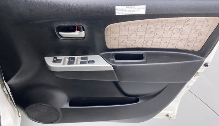2016 Maruti Wagon R 1.0 VXI AMT, Petrol, Automatic, 62,139 km, Driver Side Door Panels Control