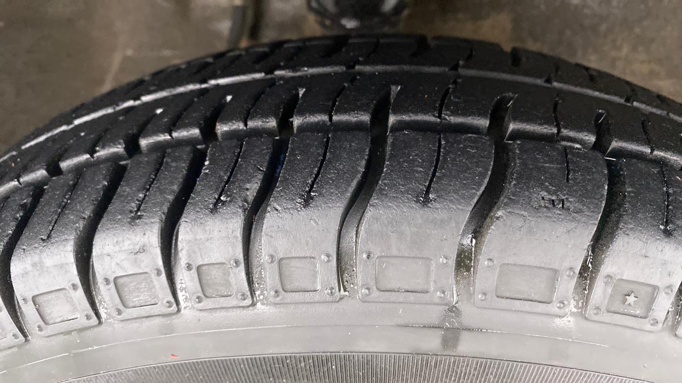 2018 Maruti Alto 800 LXI, Petrol, Manual, 16,154 km, Right Front Tyre Tread