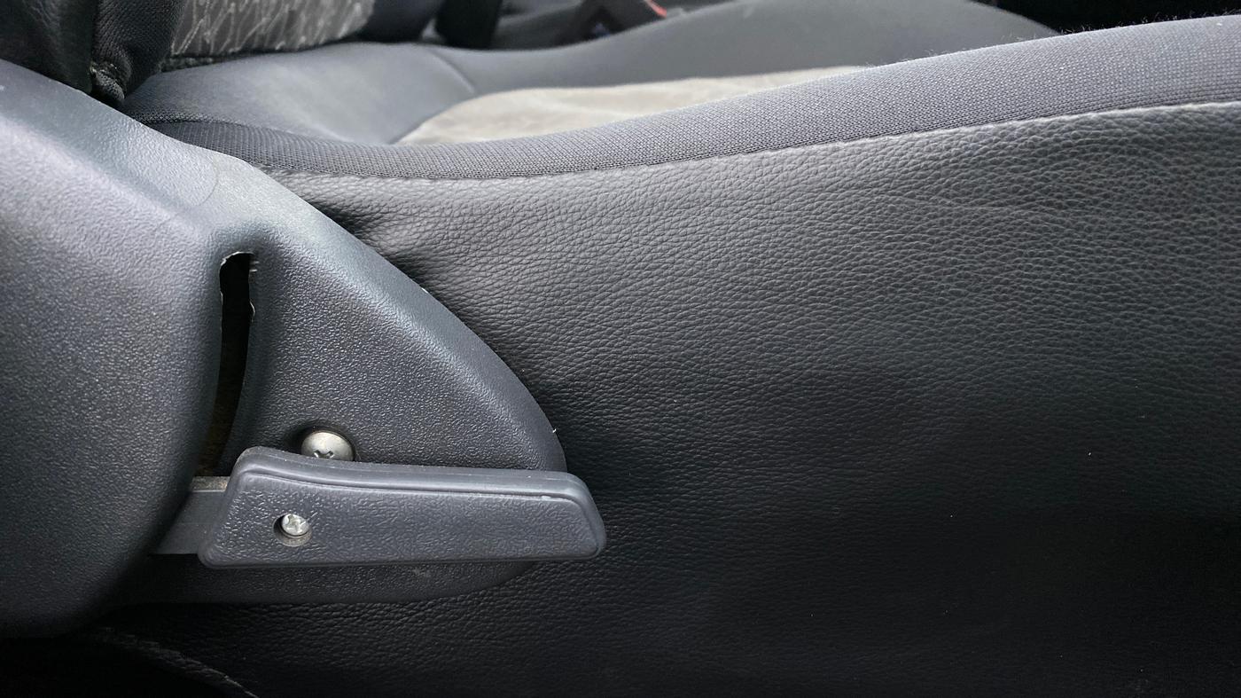 2018 Maruti Alto 800 LXI, Petrol, Manual, 16,154 km, Driver Side Adjustment Panel