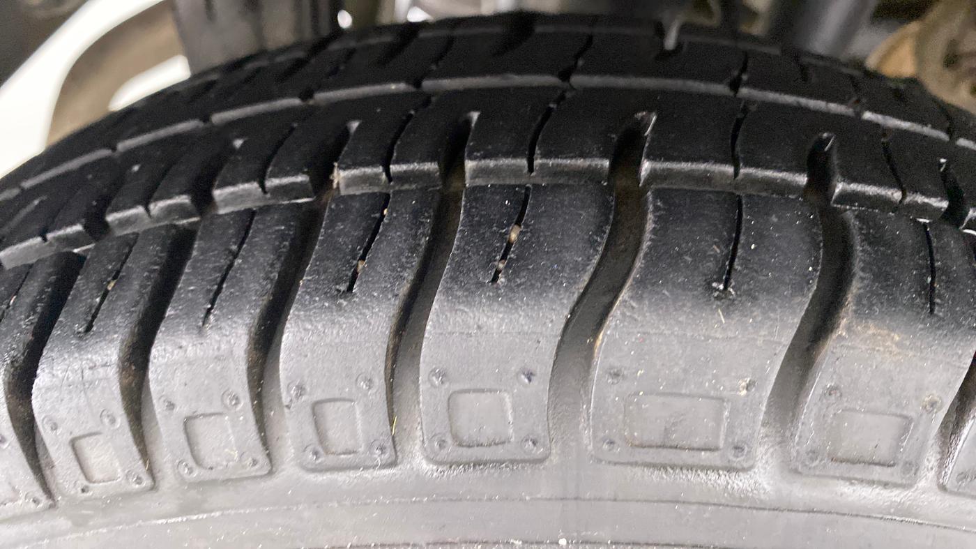 2018 Maruti Alto 800 LXI, Petrol, Manual, 16,154 km, Right Rear Tyre Tread