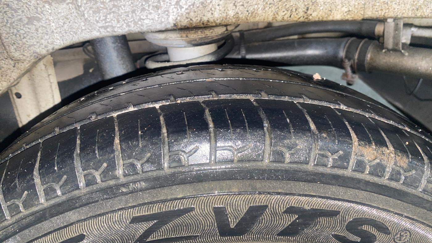 2017 Maruti Alto 800 LXI, Petrol, Manual, 80,176 km, Left Rear Tyre Tread