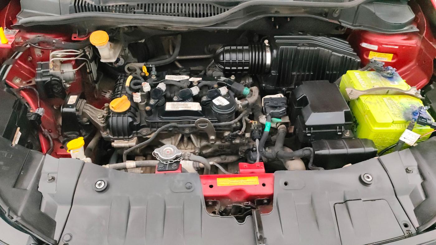 2020 Tata ALTROZ XZ PETROL, Petrol, Manual, 1,33,657 km, Engine View