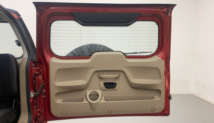 2017 Mahindra TUV300 T8, Diesel, Manual, 66,145 km, Boot Door Open