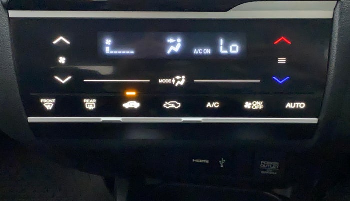2017 Honda WR-V 1.2L I-VTEC VX MT, Petrol, Manual, 1,04,509 km, Automatic Climate Control