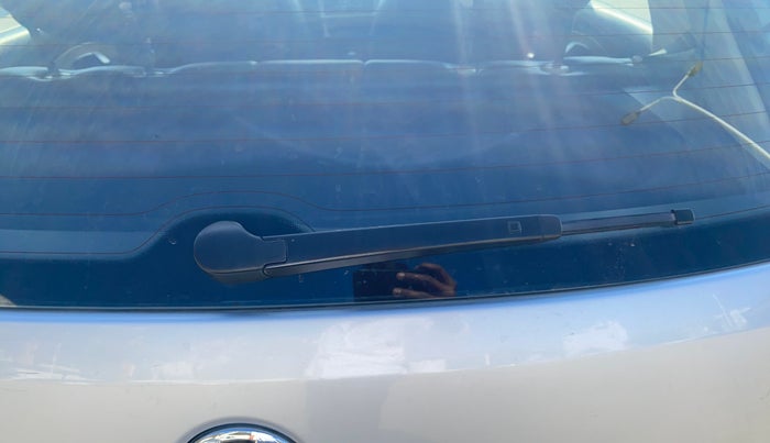 2017 Volkswagen Polo HIGHLINE1.2L, Petrol, Manual, 65,838 km, Rear Wiper