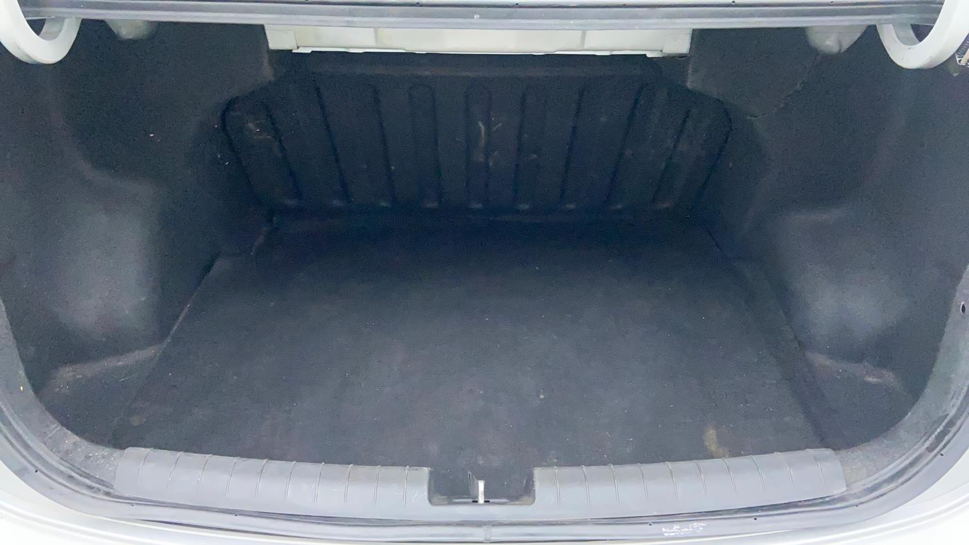 2015 Hyundai Xcent SX AT 1.2 (O), Petrol, Automatic, 52,881 km, Boot Inside