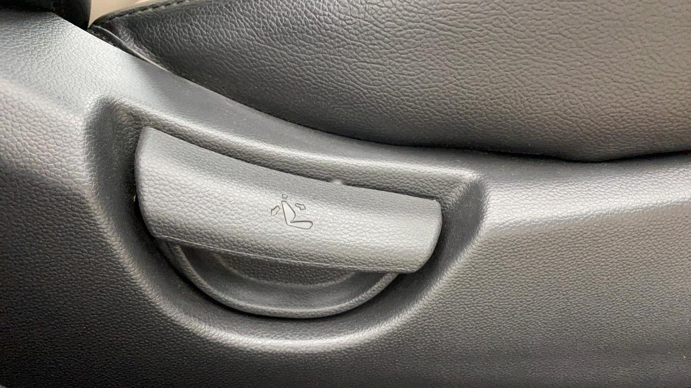2018 Hyundai Grand i10 SPORTZ AT 1.2 KAPPA VTVT, Petrol, Automatic, 23,239 km, Driver Side Adjustment Panel