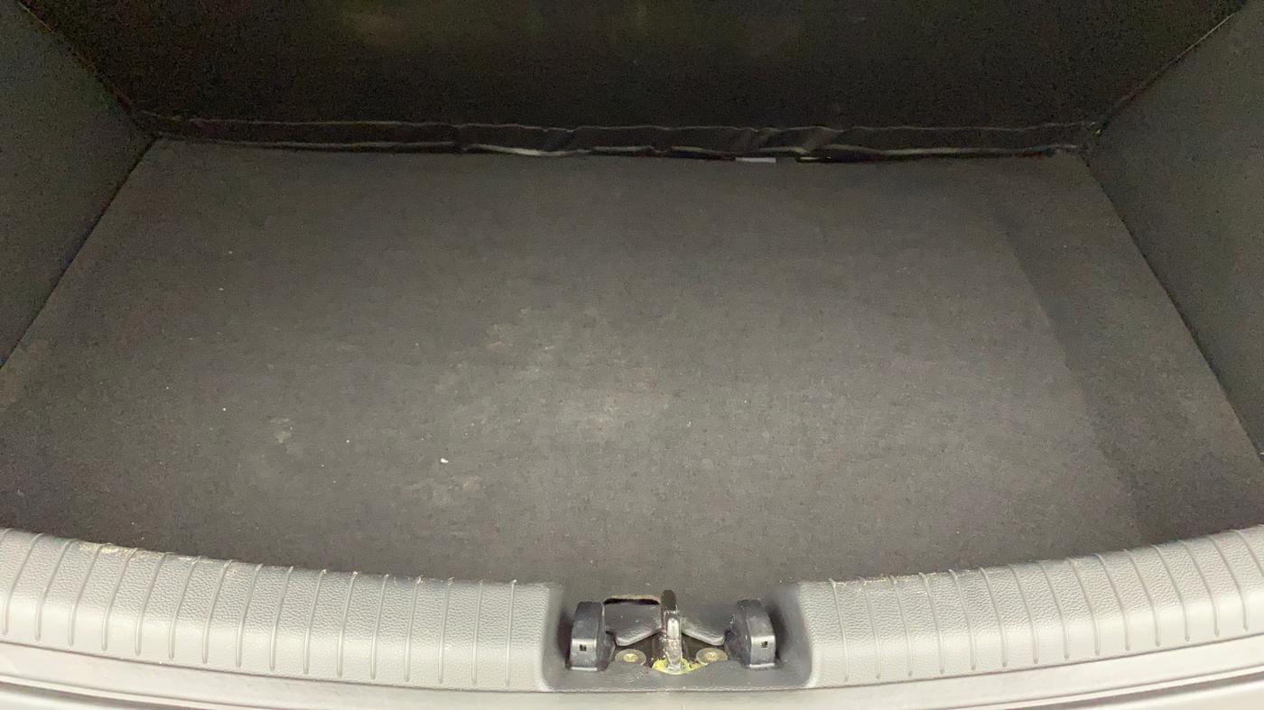 2018 Hyundai Grand i10 SPORTZ AT 1.2 KAPPA VTVT, Petrol, Automatic, 23,239 km, Boot Inside
