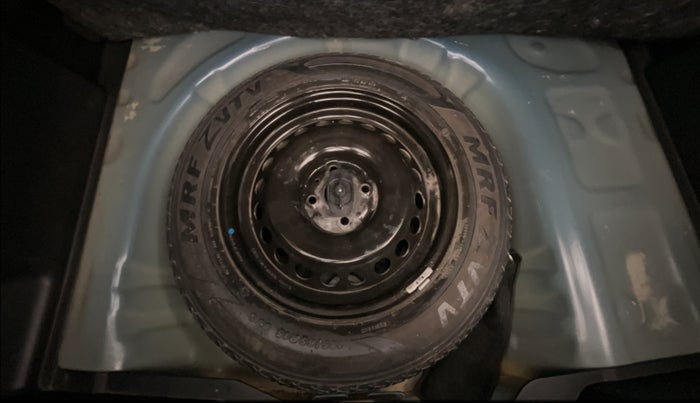 2017 Maruti Baleno DELTA PETROL 1.2, Petrol, Manual, 74,384 km, Spare Tyre