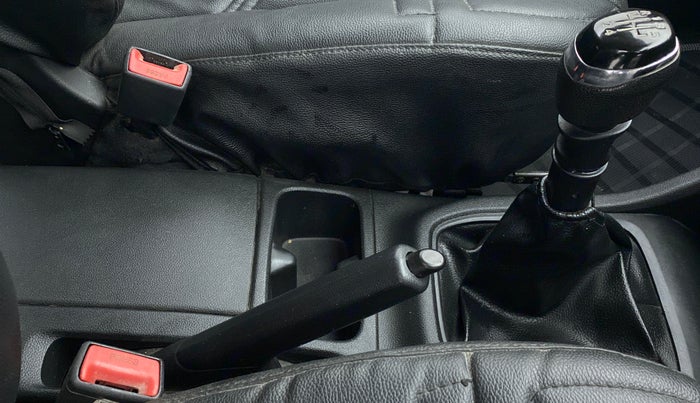 2019 Renault TRIBER 1.0 RXT, Petrol, Manual, 53,730 km, Gear Lever