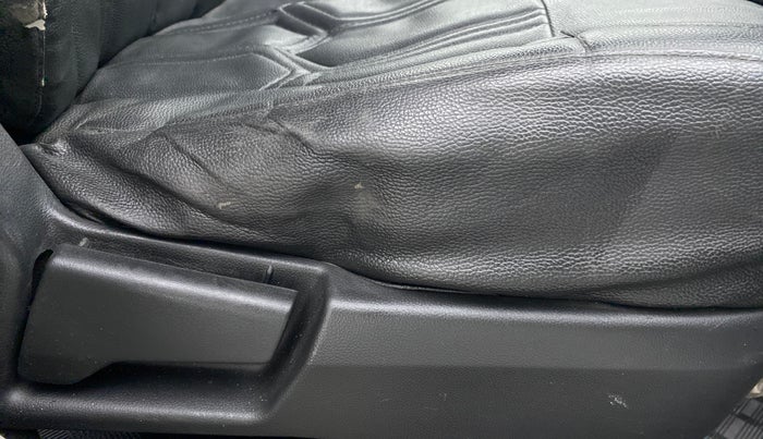 2019 Renault TRIBER 1.0 RXT, Petrol, Manual, 53,730 km, Driver Side Adjustment Panel