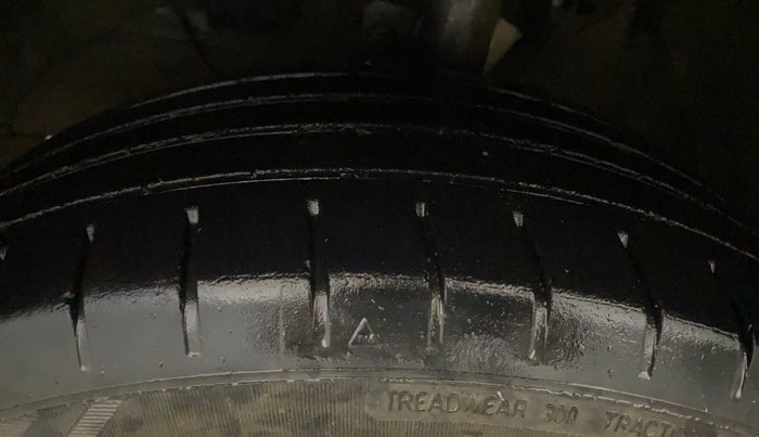 2020 Maruti Baleno ZETA PETROL 1.2, Petrol, Manual, 29,831 km, Left Front Tyre Tread