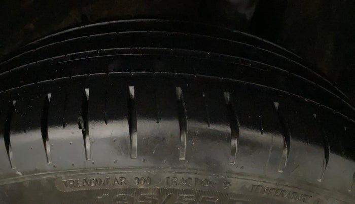 2020 Maruti Baleno ZETA PETROL 1.2, Petrol, Manual, 29,831 km, Left Rear Tyre Tread