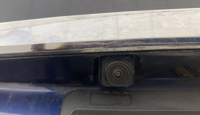 2020 Maruti XL6 ALPHA AT, Petrol, Automatic, 65,892 km, Parking Camera