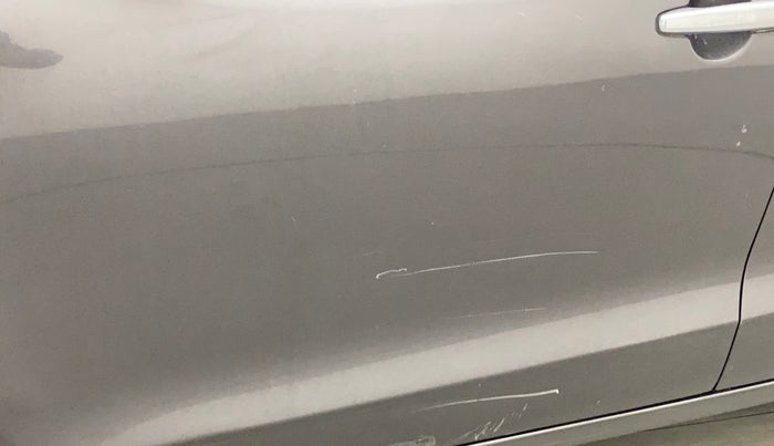 2017 Maruti Baleno ZETA CVT PETROL 1.2, Petrol, Automatic, 33,968 km, Front passenger door - Slightly dented