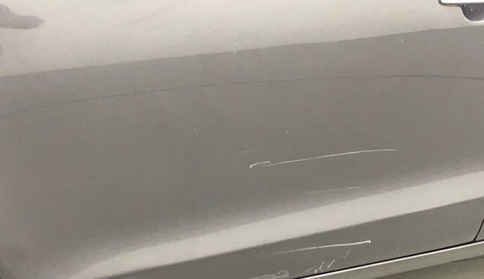 2017 Maruti Baleno ZETA CVT PETROL 1.2, Petrol, Automatic, 33,968 km, Front passenger door - Minor scratches