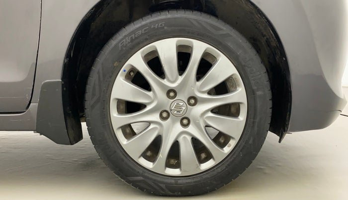 2017 Maruti Baleno ZETA CVT PETROL 1.2, Petrol, Automatic, 33,968 km, Right Front Wheel