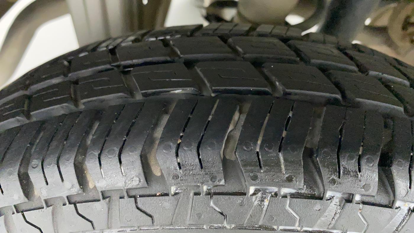 2019 Maruti Alto 800 LXI, Petrol, Manual, 8,474 km, Right Rear Tyre Tread
