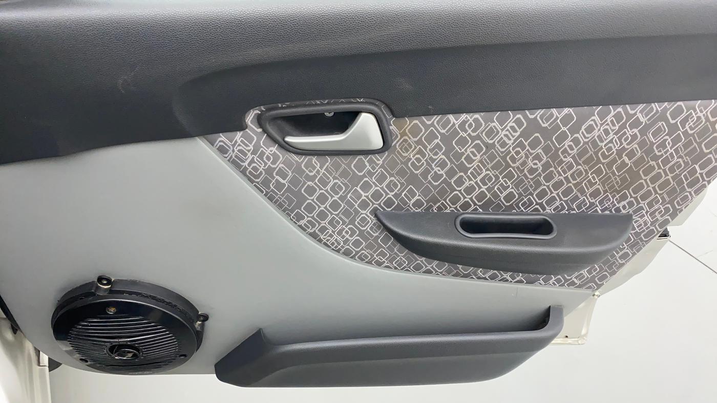 2019 Maruti Alto 800 LXI, Petrol, Manual, 8,474 km, Driver Side Door Panels Control
