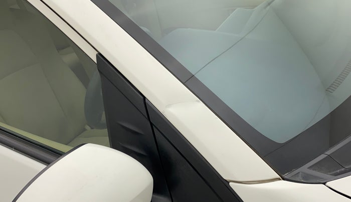 2016 Honda Amaze 1.2L I-VTEC SX, Petrol, Manual, 43,841 km, Right A pillar - Slightly dented