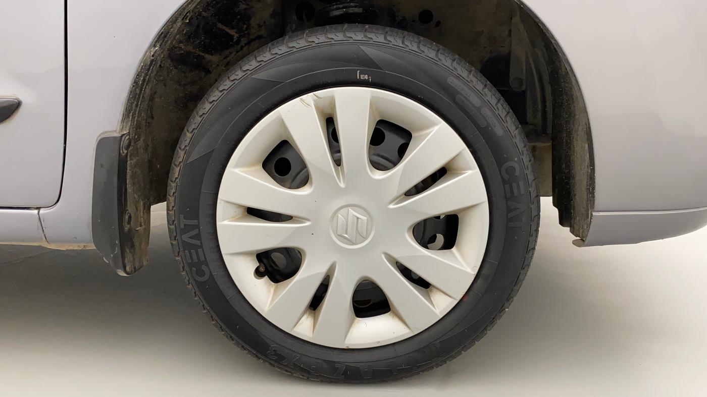 2011 Maruti Wagon R 1.0 VXI, Petrol, Manual, 48,082 km, Right Front Wheel