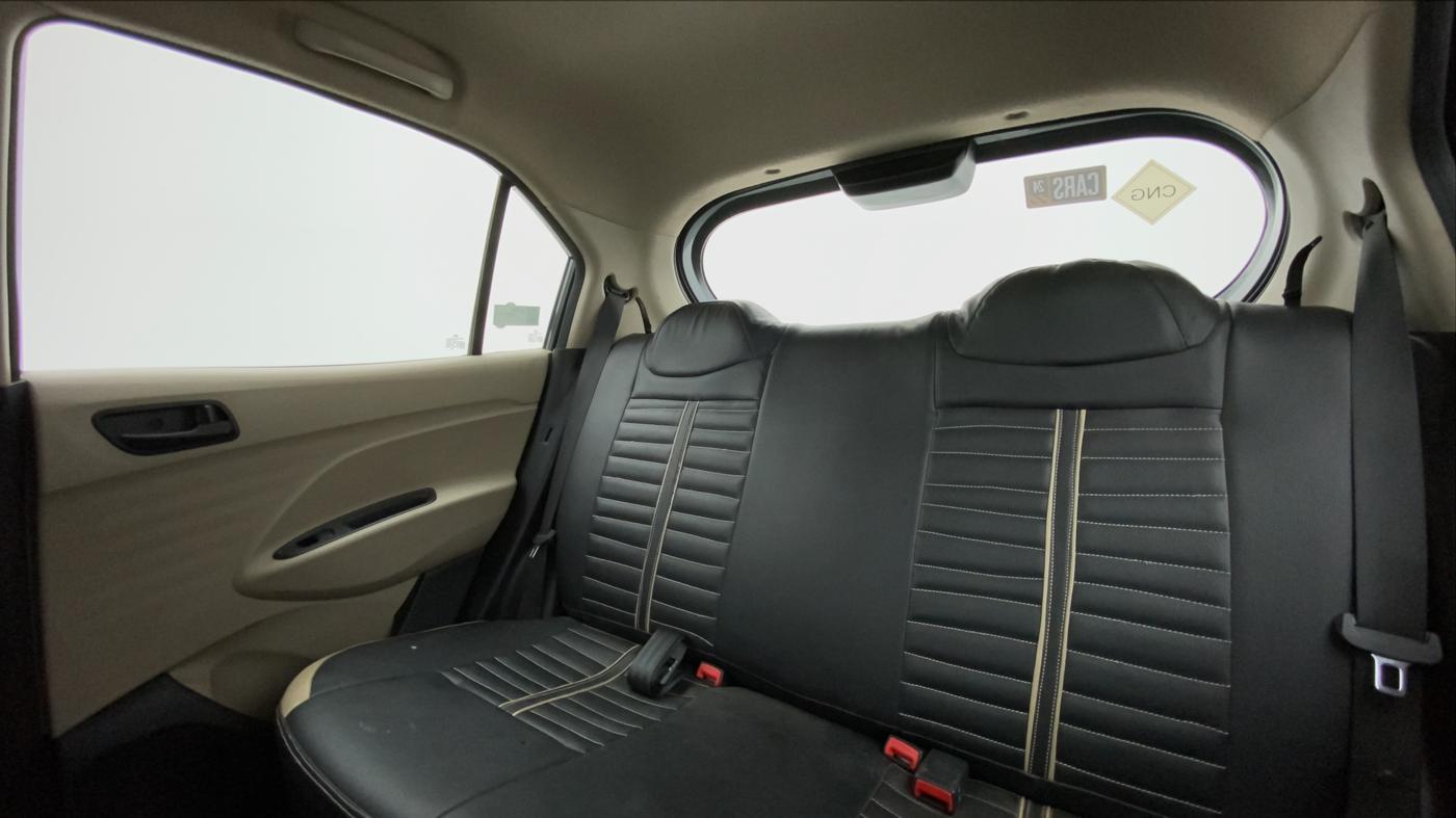 2022 Hyundai NEW SANTRO SPORTZ EXECUTIVE MT CNG, CNG, Manual, 38,730 km, Right Side Rear Door Cabin