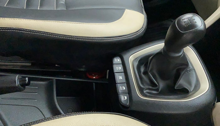 2022 Hyundai NEW SANTRO SPORTZ EXECUTIVE MT CNG, CNG, Manual, 38,730 km, Gear Lever