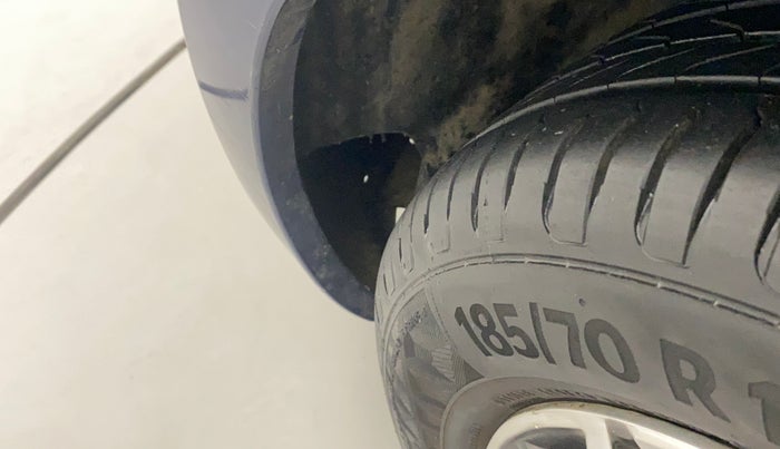 2019 Maruti Dzire VXI, Petrol, Manual, 79,172 km, Left fender - Lining loose