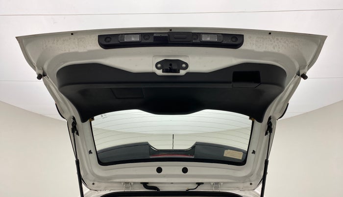 2022 Nissan MAGNITE XE 1.0 MT, Petrol, Manual, 4,321 km, Boot Door Open