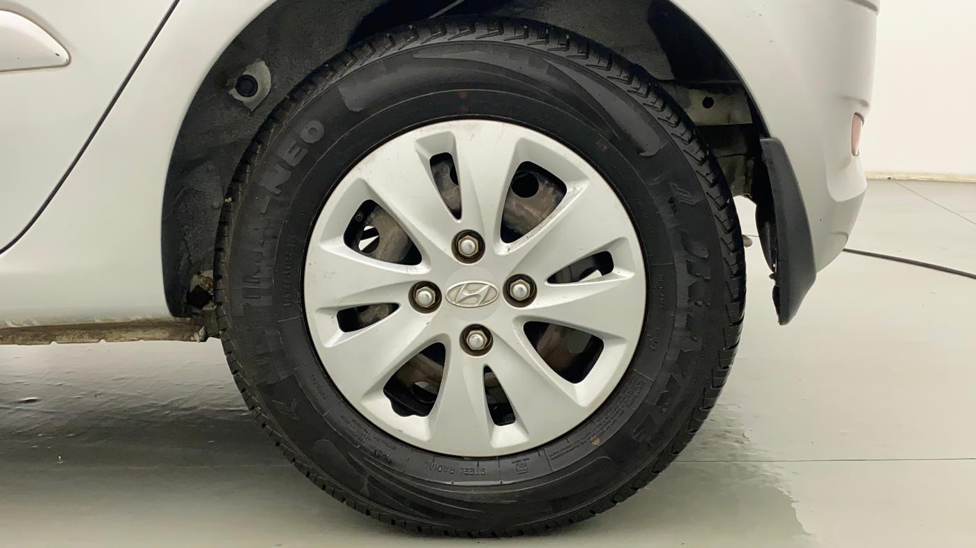 2013 Hyundai i10 SPORTZ 1.2 AT, Petrol, Automatic, 48,652 km, Left Rear Wheel