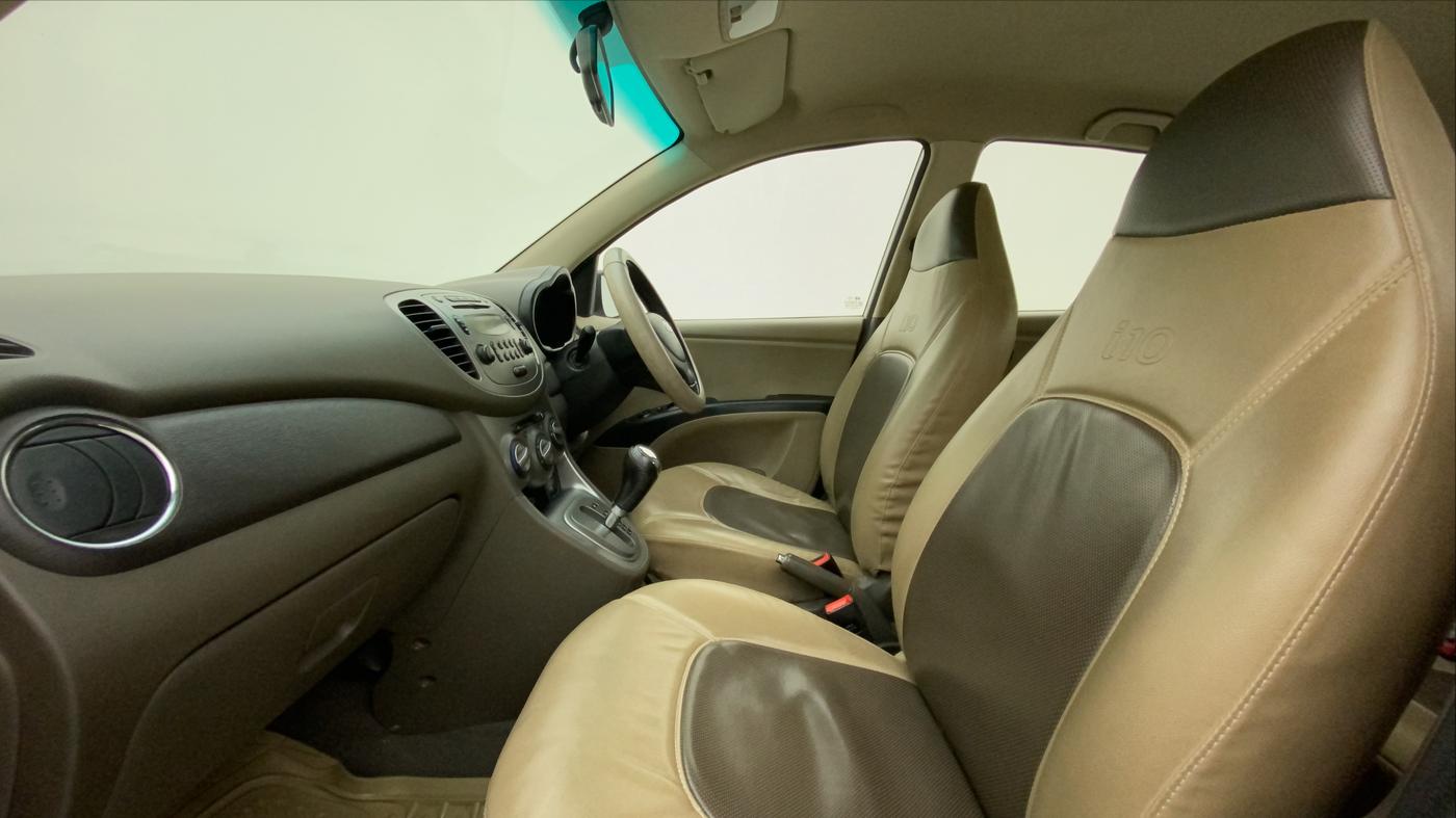 2013 Hyundai i10 SPORTZ 1.2 AT, Petrol, Automatic, 48,652 km, Right Side Front Door Cabin