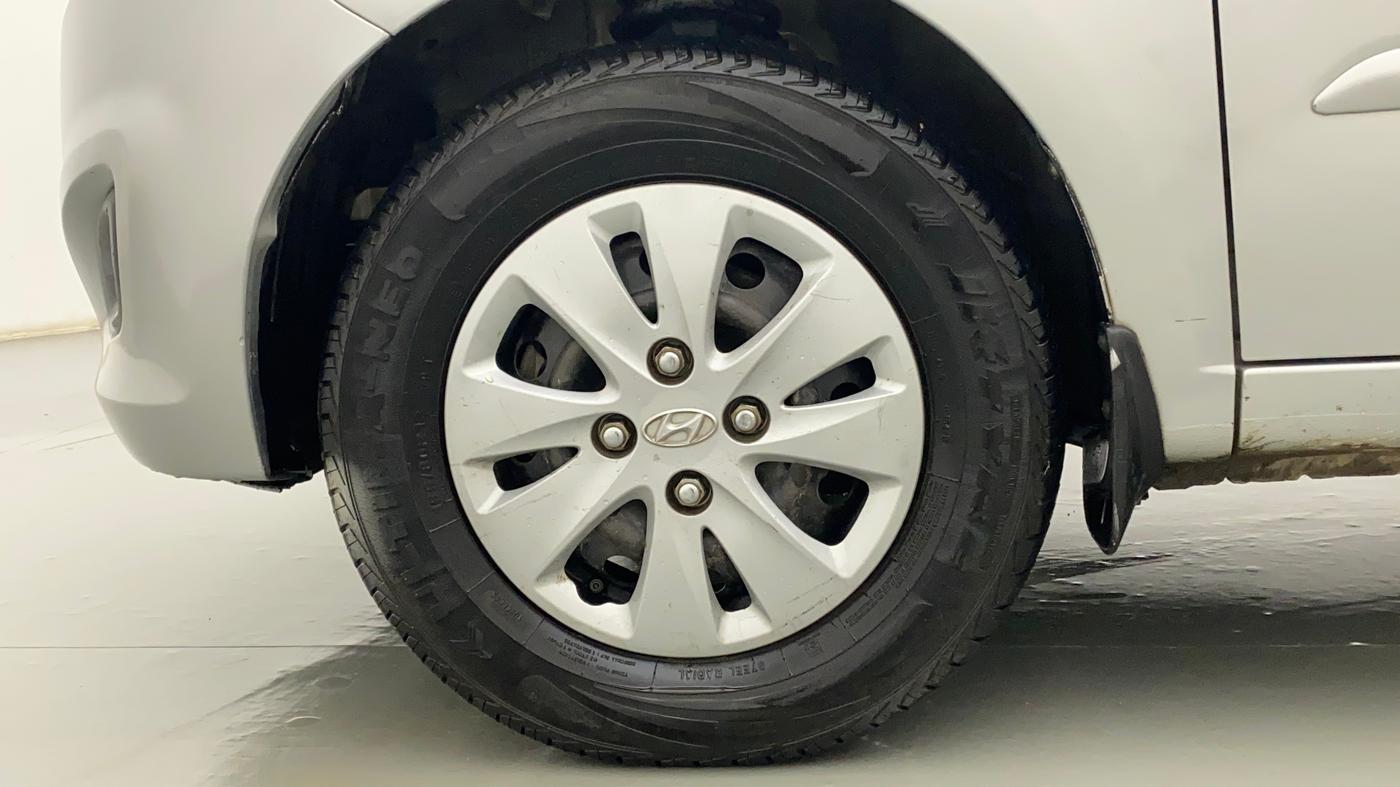 2013 Hyundai i10 SPORTZ 1.2 AT, Petrol, Automatic, 48,652 km, Left Front Wheel