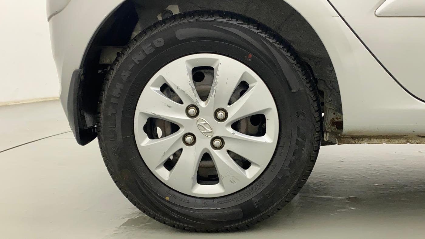 2013 Hyundai i10 SPORTZ 1.2 AT, Petrol, Automatic, 48,652 km, Right Rear Wheel