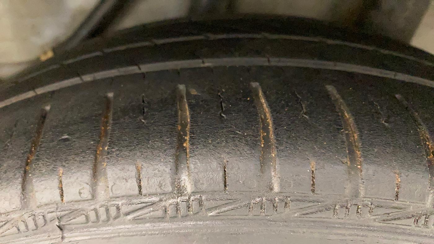 2018 Honda Brio S MT, Petrol, Manual, 43,457 km, Left Rear Tyre Tread