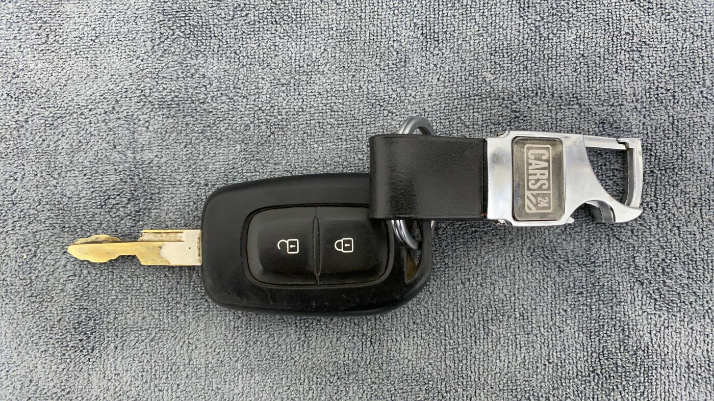 2019 Renault Kwid RXL, Petrol, Manual, 42,751 km, Key Close Up