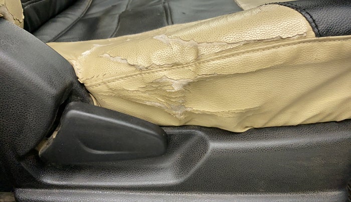 2019 Renault Kwid RXL, Petrol, Manual, 42,751 km, Driver Side Adjustment Panel