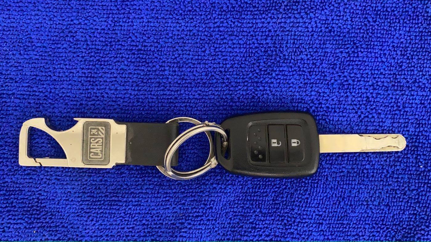 2021 Honda Amaze 1.2L I-VTEC S, Petrol, Manual, 15,721 km, Key Close Up
